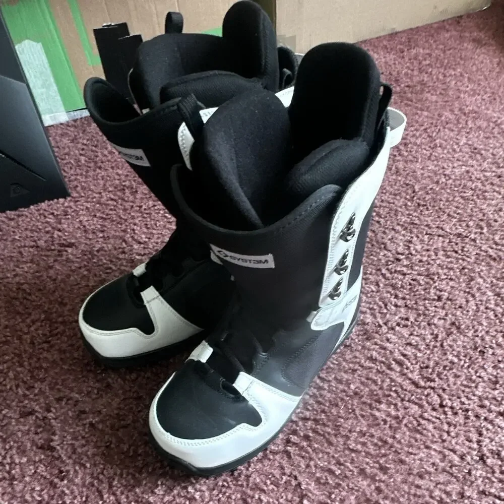 Men’s Used US Size 10 System Snowboard Boots White Black
